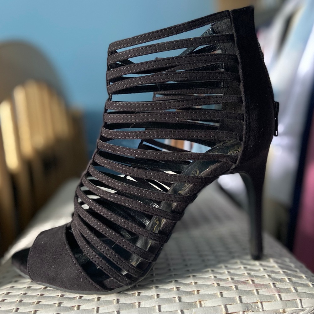 Black heals